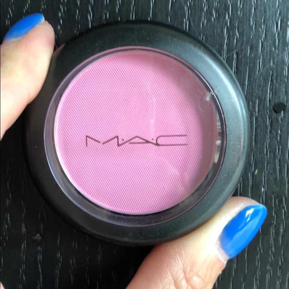MAC blush